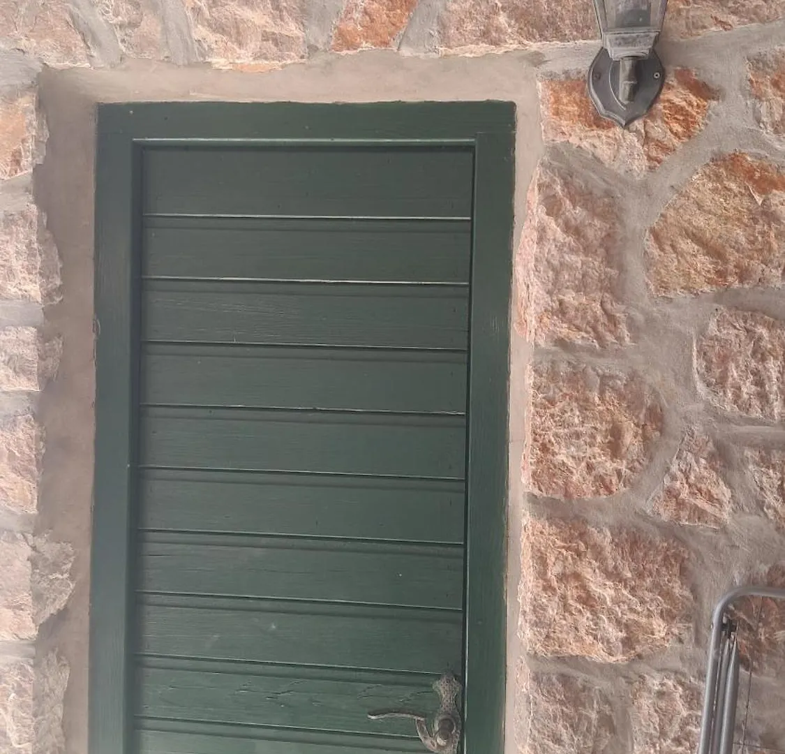 Ivaneza Apartman ستاريغغاد باكلينتسا شقة
